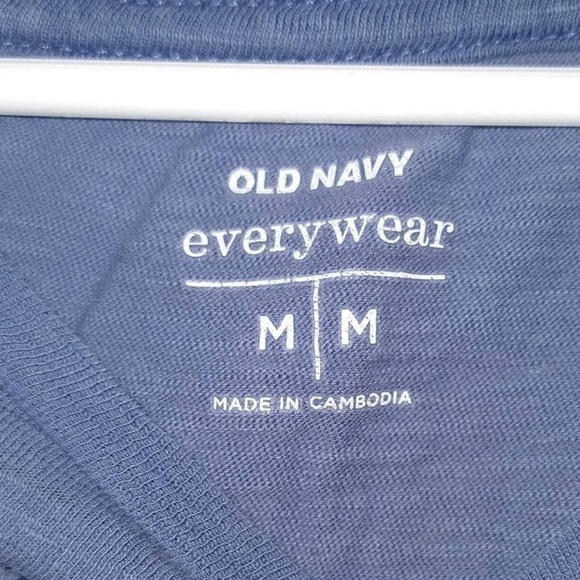 T-shirt - Picture 2 of 2